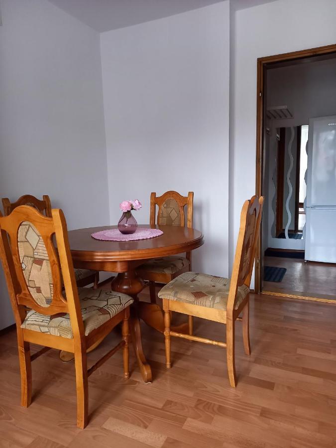 Apartamenty Agat Pieszyce Bagian luar foto