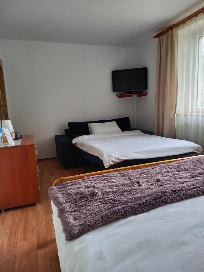 Apartamenty Agat Pieszyce Bagian luar foto